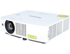 Proyector Panasonic PT-VMZ40EJ Láser 3LCD