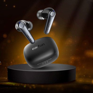 Auriculares Earfun Air Pro 3 ANC (Carga inalámbrica) Negro